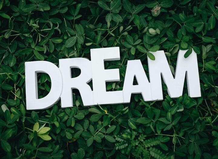 When Dreams Outgrow You- 6 ways to handle lost dreams.